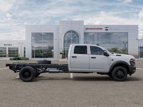 New 2026 RAM 4500 Tradesman AWD/4WD image 22