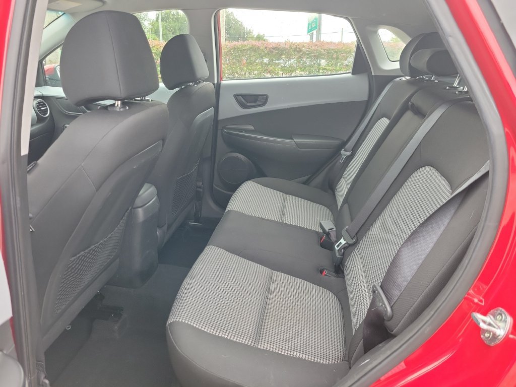 Used 2020 Hyundai Kona SE FWD image 8