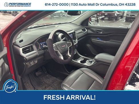 Used 2023 GMC Acadia SLT image 12