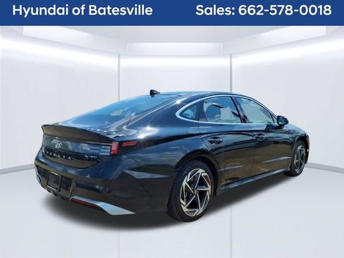 Used 2024 Hyundai Sonata SEL w/ Convenience Package FWD image 5