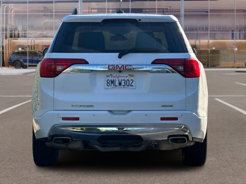 Used 2019 GMC Acadia Denali image 5