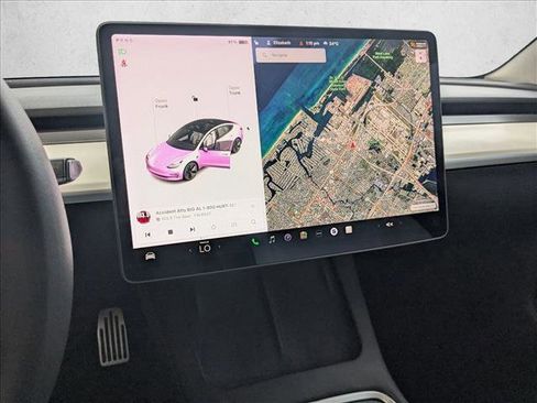 Used 2021 Tesla Model 3 Standard Range Plus image 15