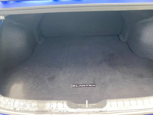 Certified 2022 Hyundai Elantra SEL w/ Convenience Package FWD image 11