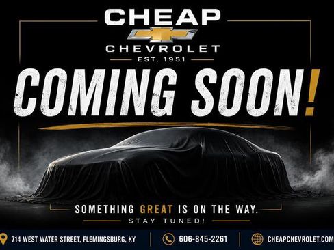 Used 2019 Jeep Cherokee Latitude Plus w/ Cold Weather Group AWD/4WD image 1