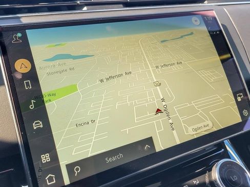 Used 2023 Land Rover Range Rover Sport SE image 14