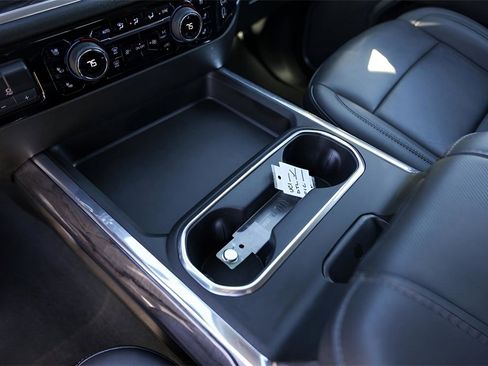 Used 2025 Chevrolet Silverado 2500 LTZ w/ LTZ Convenience Package image 18