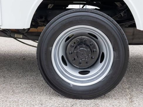 Used 2019 Ford F550 2WD Regular Cab Super Duty image 21