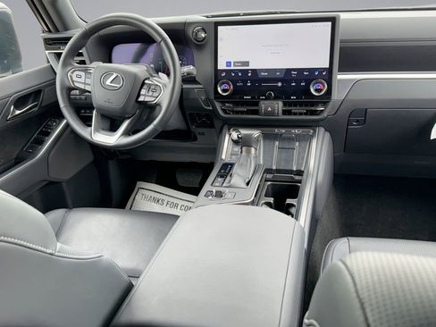 Used 2024 Lexus GX 550 w/ Accessory Package (Z1) AWD/4WD image 19