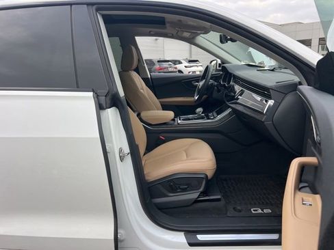 Certified 2025 Audi Q8 Premium w/ Black Optic Package image 33