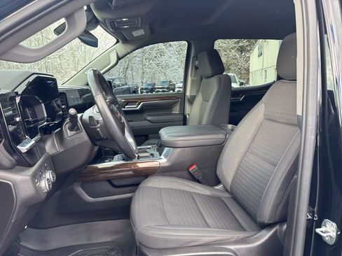 Used 2023 GMC Sierra 1500 Elevation image 9