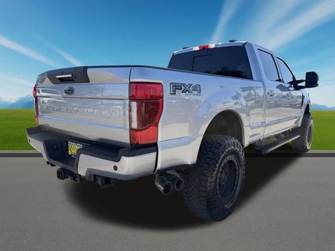 Used 2022 Ford F350 Lariat w/ Lariat Ultimate Package AWD/4WD image 5