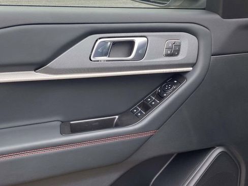 New 2026 Ford Explorer ST-Line w/ ST-Line Street Pack RWD image 13