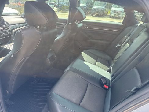 Used 2022 Honda Accord Sport image 10