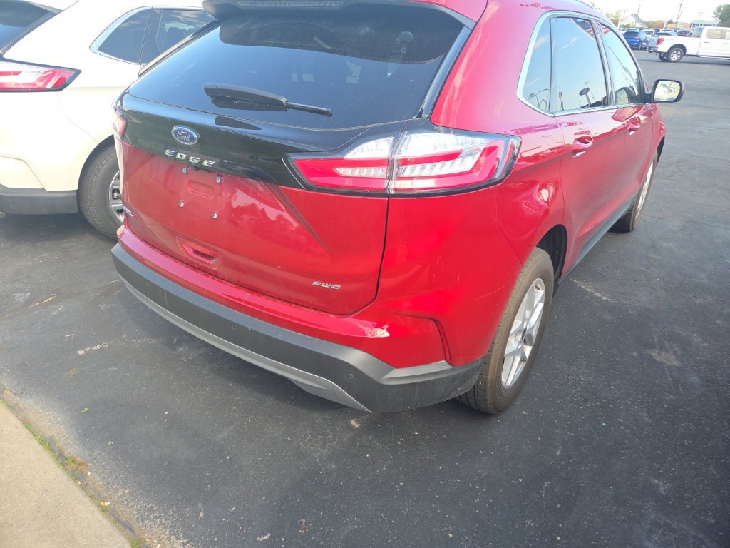 Certified 2024 Ford Edge SEL w/ Convenience Package AWD/4WD image 10