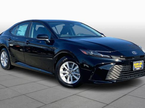New 2026 Toyota Camry LE image 2