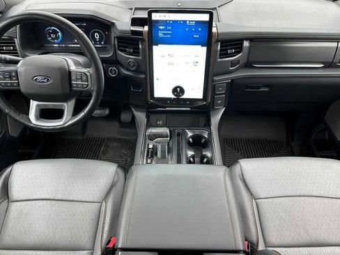Used 2024 Ford F150 Lightning Lariat image 5