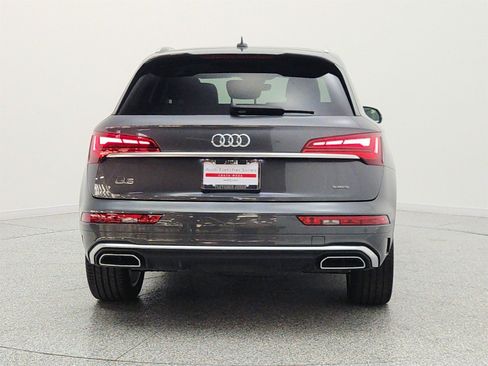 Used 2023 Audi Q5 2.0T Premium Plus w/ Premium Plus Package AWD/4WD image 6