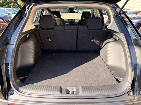 Used 2023 Honda HR-V LX image 31