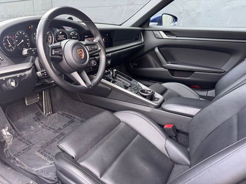 Certified 2024 Porsche 911 Carrera image 15