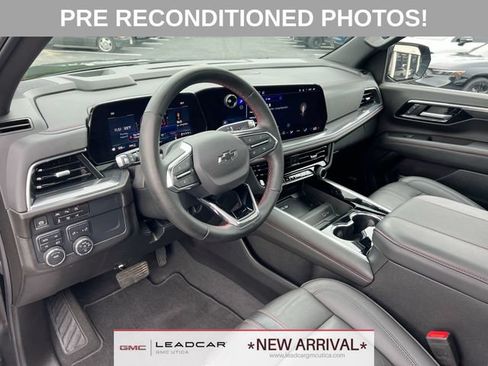 Used 2025 Chevrolet Tahoe RST w/ Comfort Package AWD/4WD image 10