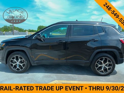 Used 2024 Jeep Compass Limited AWD/4WD image 2