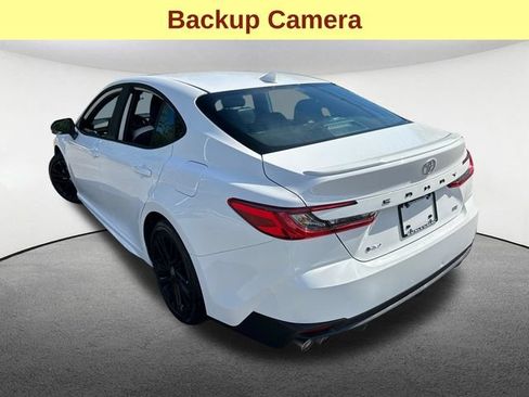 Used 2026 Toyota Camry SE FWD image 7