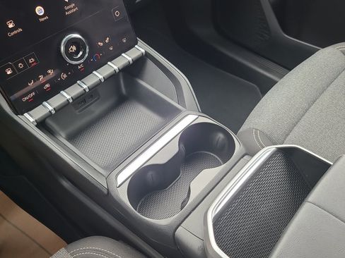 Used 2025 GMC Terrain Elevation AWD/4WD image 20
