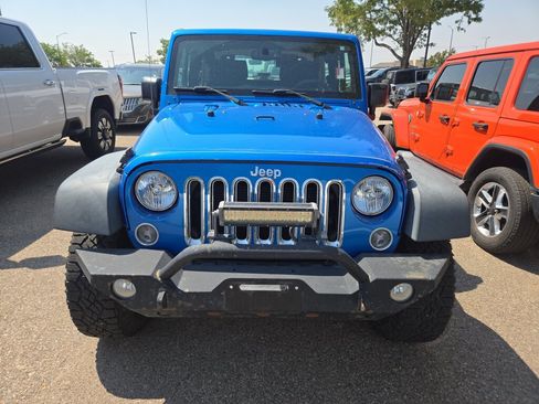 Used 2016 Jeep Wrangler Sport w/ Quick Order Package 24S AWD/4WD image 2
