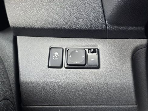 Used 2018 Nissan NV200 SV w/ Navigation Package image 30