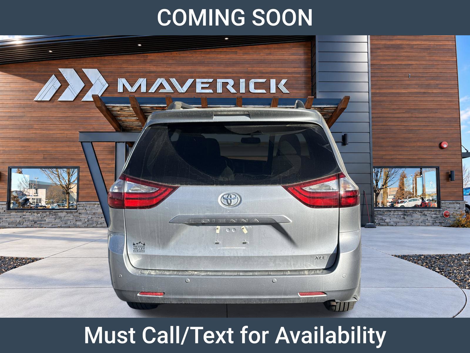 Used 2017 Toyota Sienna XLE Premium FWD image 6