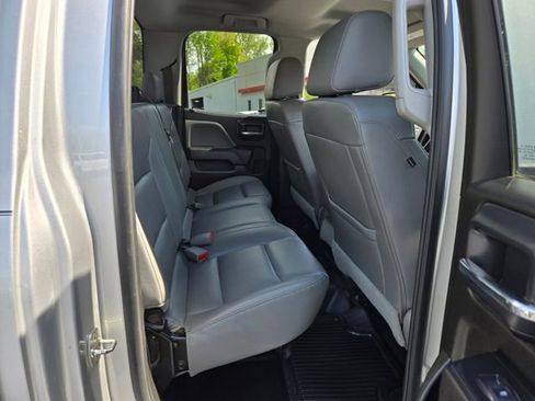 Used 2019 Chevrolet Silverado 1500 W/T w/ WT Convenience Package AWD/4WD image 18