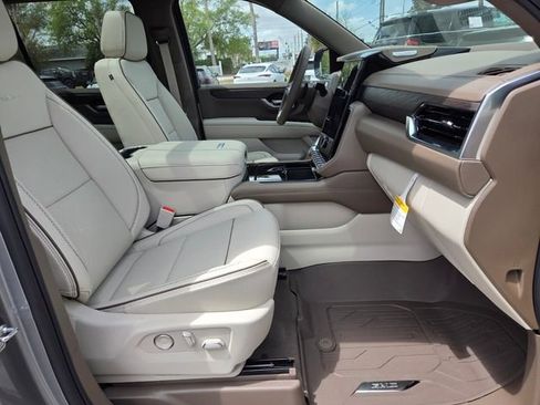 New 2026 GMC Yukon XL Denali w/ Sun & Power Step Package AWD/4WD image 16
