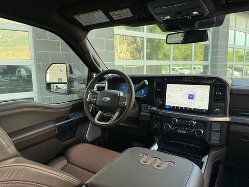 Used 2026 Ford F350 King Ranch w/ Tremor Off-Road Package AWD/4WD image 48