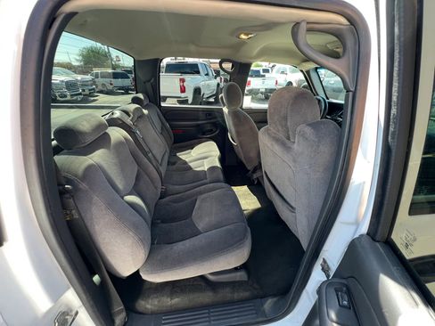 Used 2005 GMC Sierra 1500 SLE w/ Light Duty Power Package RWD image 23