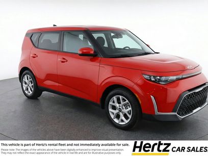 Used 2025 Kia Soul LX w/ LX Technology Package