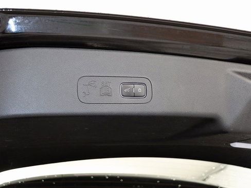 Used 2021 Lincoln Aviator Reserve w/ Equipment Group 201A image 33