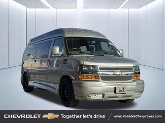 Used 2018 Chevrolet Express 2500 Extended w/ Enhanced Convenience Package RWD video 1