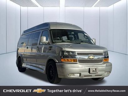 Used 2018 Chevrolet Express 2500 Extended w/ Enhanced Convenience Package