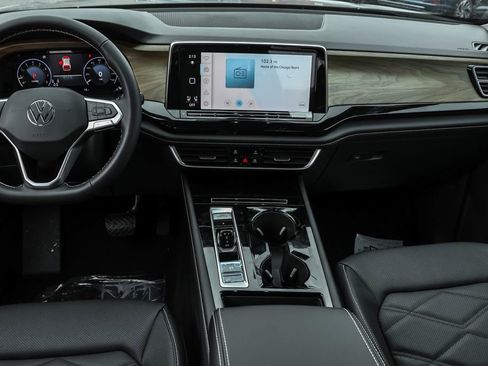 New 2026 Volkswagen Atlas SE image 35