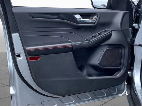 Certified 2024 Ford Escape ST-Line w/ Tech Pack #1 FWD image 21