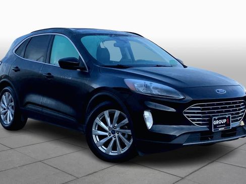 Used 2021 Ford Escape Titanium w/ Titanium Elite Package image 3