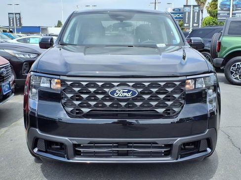 New 2025 Ford Maverick XLT w/ XLT Luxury Package AWD/4WD image 2