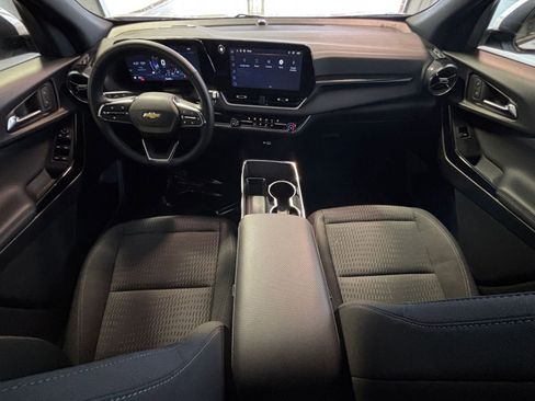 Used 2025 Chevrolet Equinox LT image 32