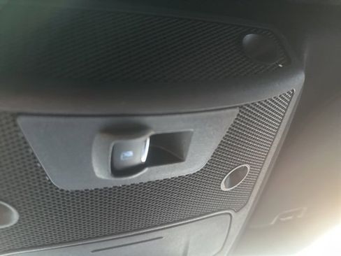 Used 2017 Ford F150 Platinum w/ Equipment Group 701A Luxury image 29