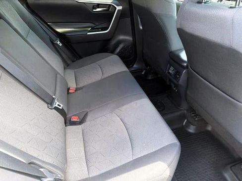 Used 2019 Toyota RAV4 XLE w/ Convenience Package AWD/4WD image 11