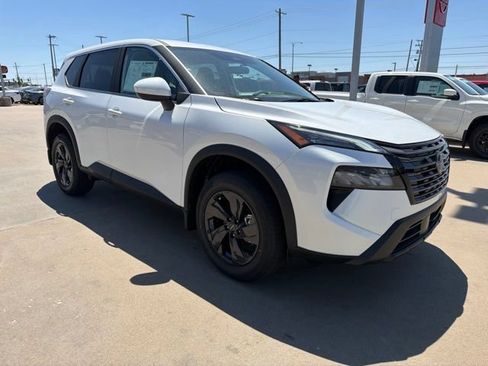 New 2026 Nissan Rogue SV FWD image 3