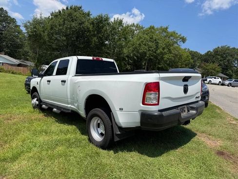 Used 2024 RAM 3500 Tradesman AWD/4WD image 8