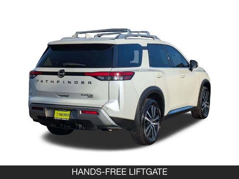 Used 2023 Nissan Pathfinder Platinum w/ Cargo Package AWD/4WD image 8
