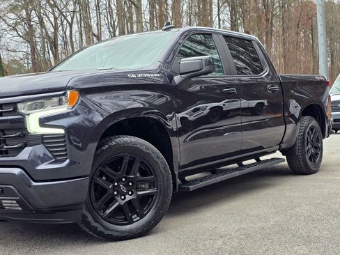 Used 2022 Chevrolet Silverado 1500 RST w/ Convenience Package II image 4