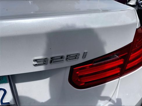 Used 2015 BMW 328i Sedan RWD image 24